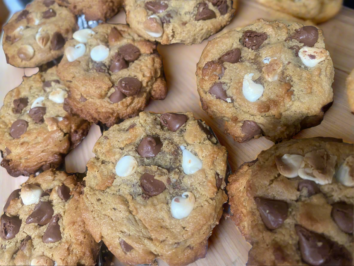 (8) Delicious Homemade Cookies